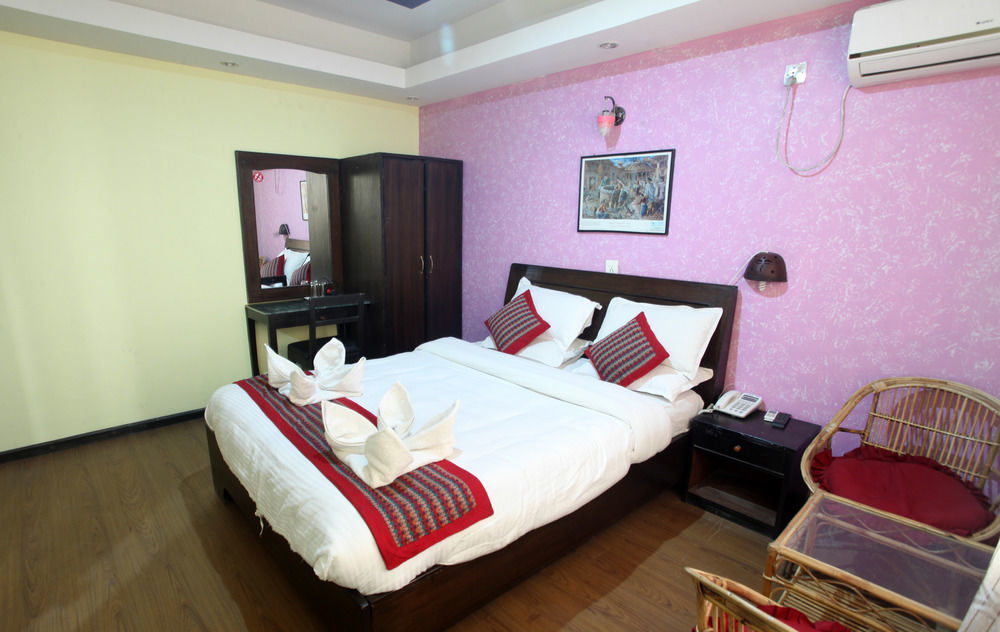 Oyo 153 Aster Hotel Nepal Катманду Екстер'єр фото