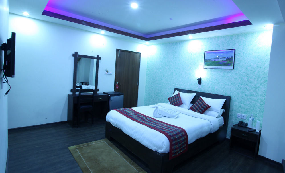 Oyo 153 Aster Hotel Nepal Катманду Екстер'єр фото