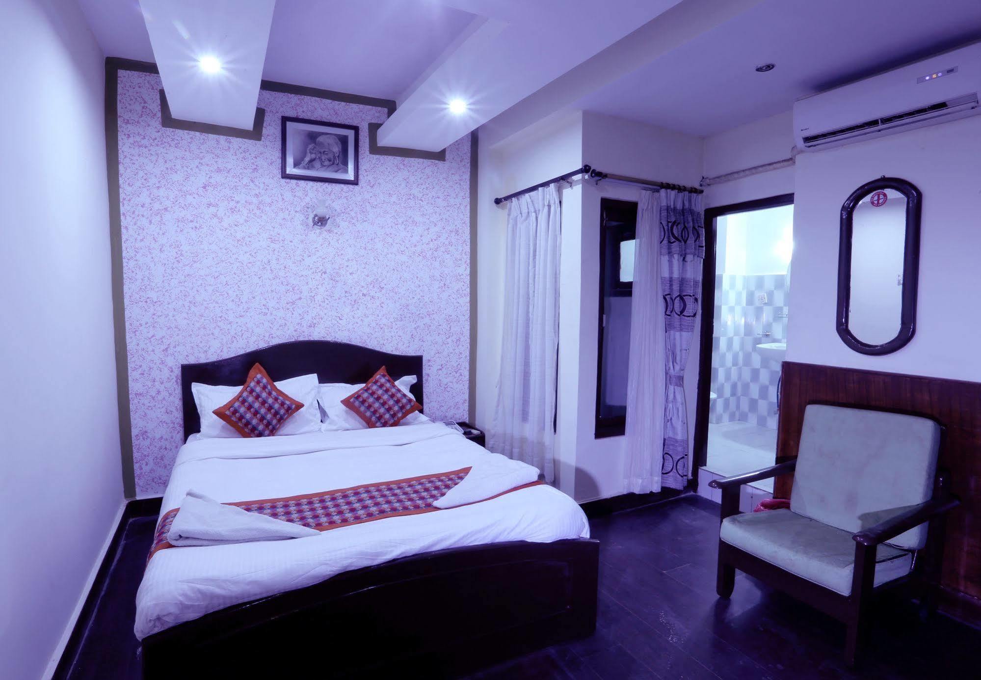 Oyo 153 Aster Hotel Nepal Катманду Екстер'єр фото