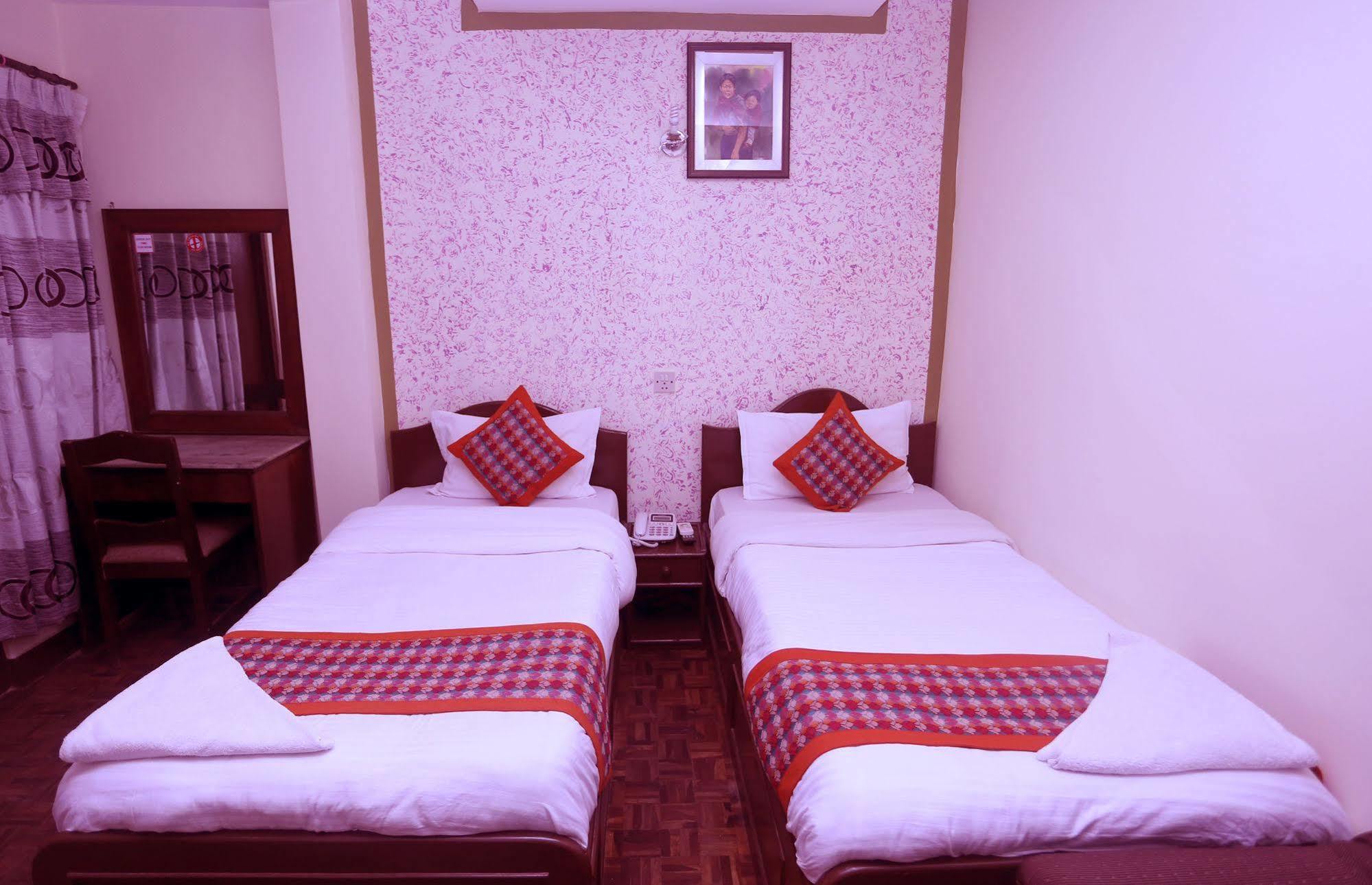 Oyo 153 Aster Hotel Nepal Катманду Екстер'єр фото